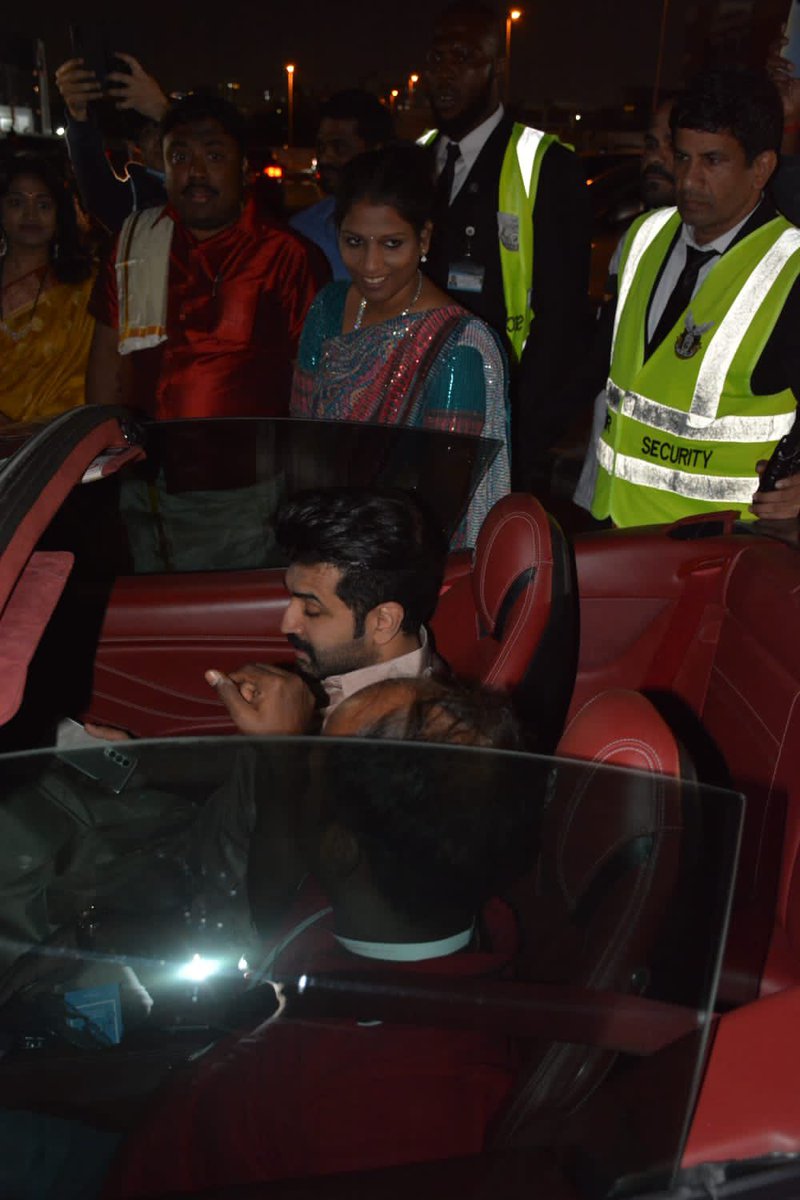 All In Pictures tweet media