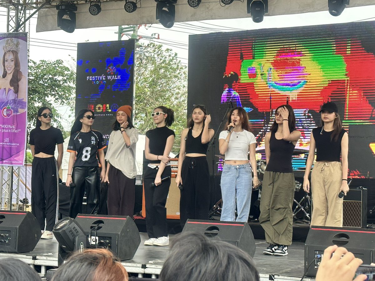 TEAMBLOOMPH's tweet image. #BINI in Dinagyang

@BINI_ph @bini_members