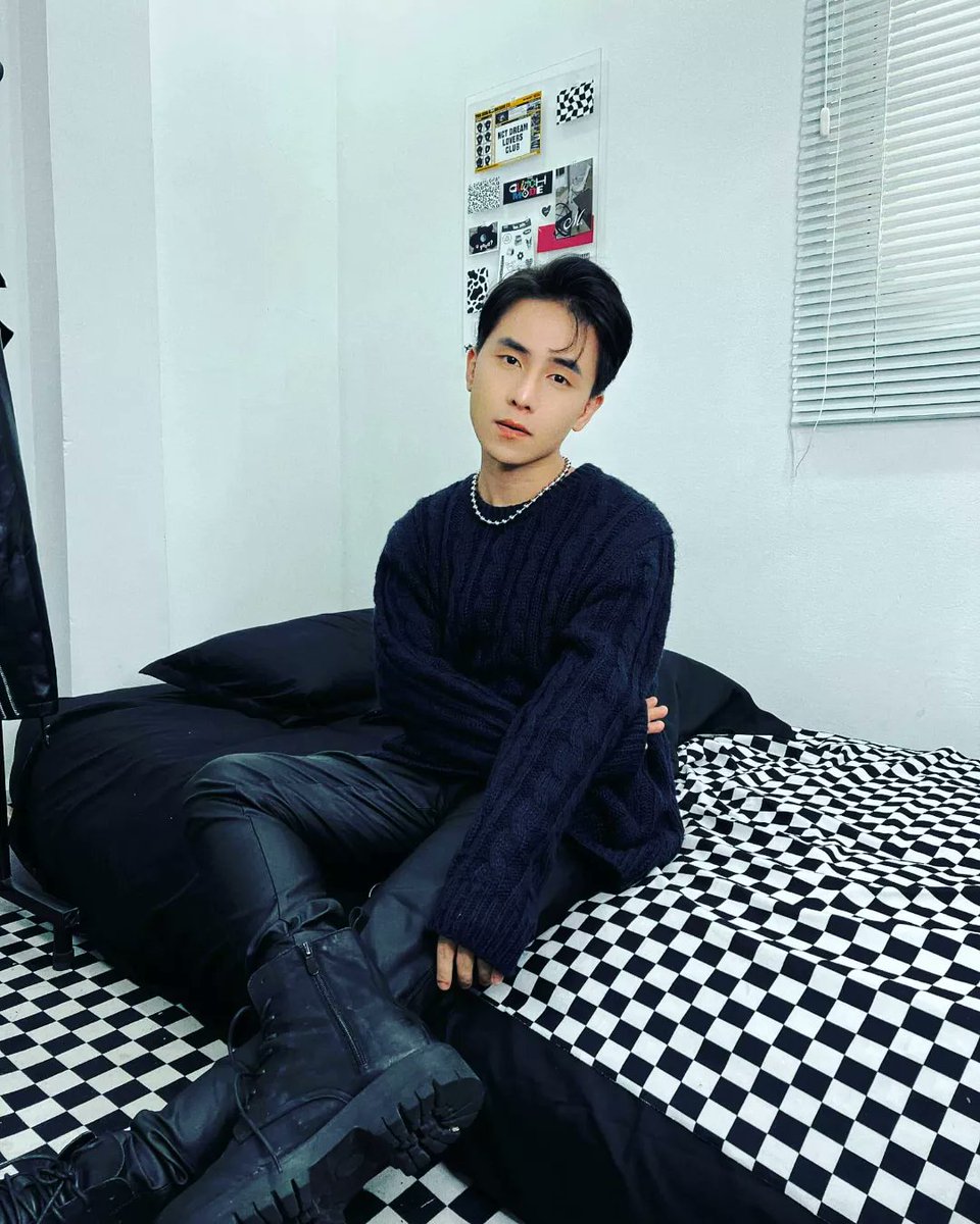 RumThaiFanclub's tweet image. ผมอ่ะ .. อืม ตะล่องต๊องแต๊งง
#Rum #Mushrum #MinhTriếtHồ #HồMinhTriết #Rumrumne #Rumthaifanclub #Marum 
#HappyLunarNewyear