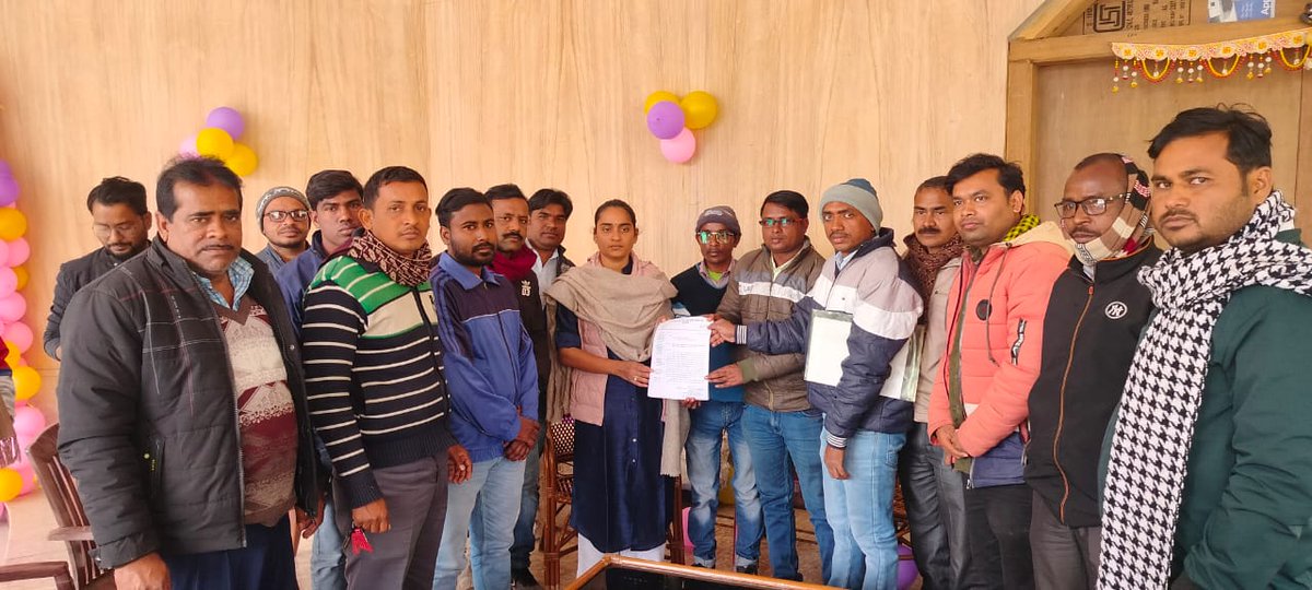 प्रारंभिक शिक्षक नियुक्ति नियमावली 2012 के तहत ली गई 2016 jtetउत्तीर्ण अभ्यर्थियों की अविलंब सीधी नियुक्ति दे सरकार . शिष्टाचार मुलाकात <a href="/purnimaasingh/">Purnima Niraj Singh</a> madam jee से.🙏@Jagarnathji_mla <a href="/JharkhandCMO/">Office of Chief Minister, Jharkhand</a>  <a href="/ShahiPratap/">Bhanu Pratap Shahi</a> <a href="/yourBabulal/">Babulal Marandi</a> <a href="/DipikaPS/">Dipika Pandey Singh</a> <a href="/RajeshThakurINC/">Rajesh Thakur</a> <a href="/AmbaPrasadINC/">Amba Prasad</a> <a href="/MithileshJMM/">Mithilesh Kumar Thakur 🇮🇳</a>