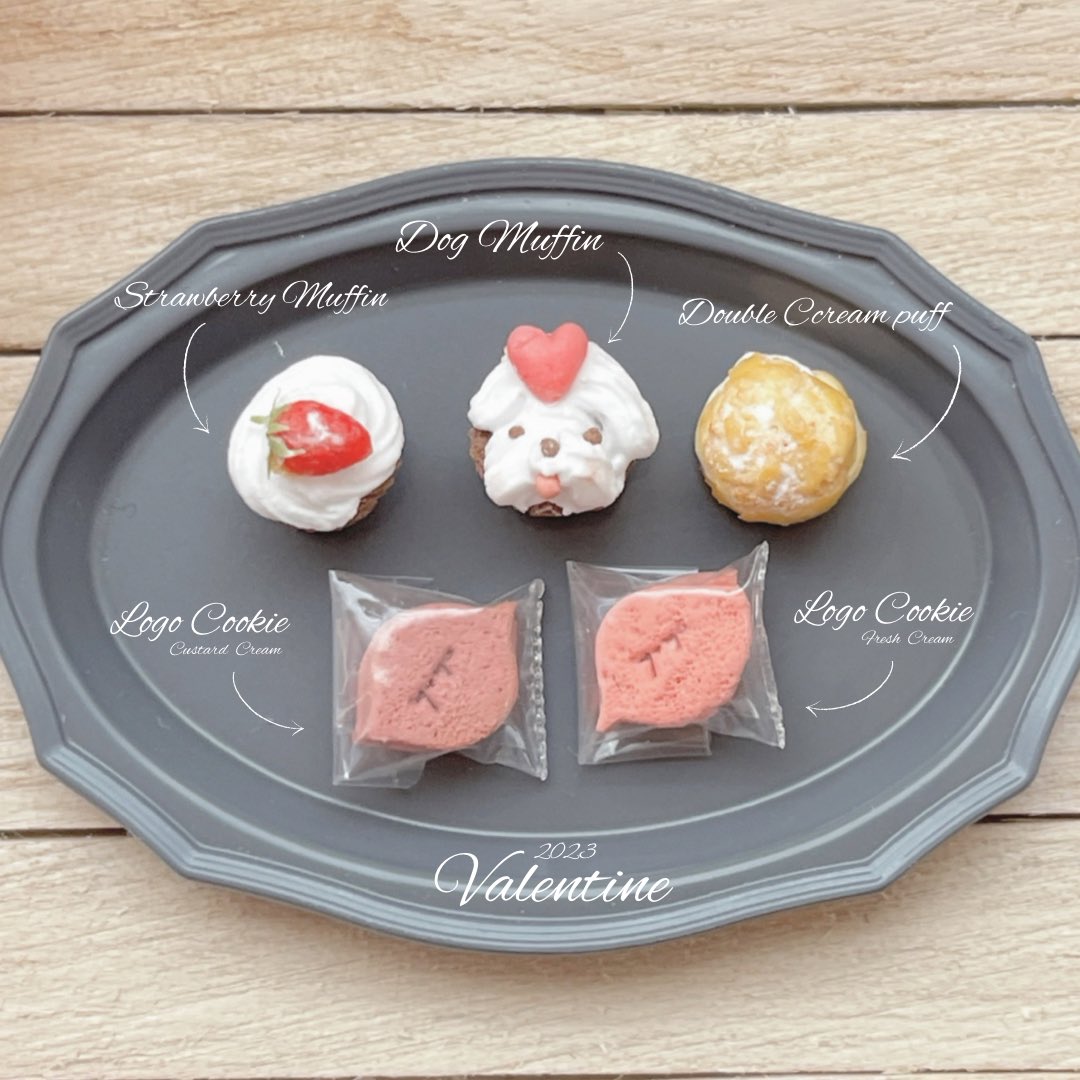 MiniYute's tweet photo. バレンタインBOXに詰める
商品が揃いました🎁

#ミニチュア #ミニチュアフード #miniature #miniaturefood #dollhouse #ドールハウス #樹脂粘土　 #ハンドメイド #ブライス #アイシードール #推し活 #リカちゃん #シル活 #マフィン #シュークリーム https://t.co/MexwiS5nOP