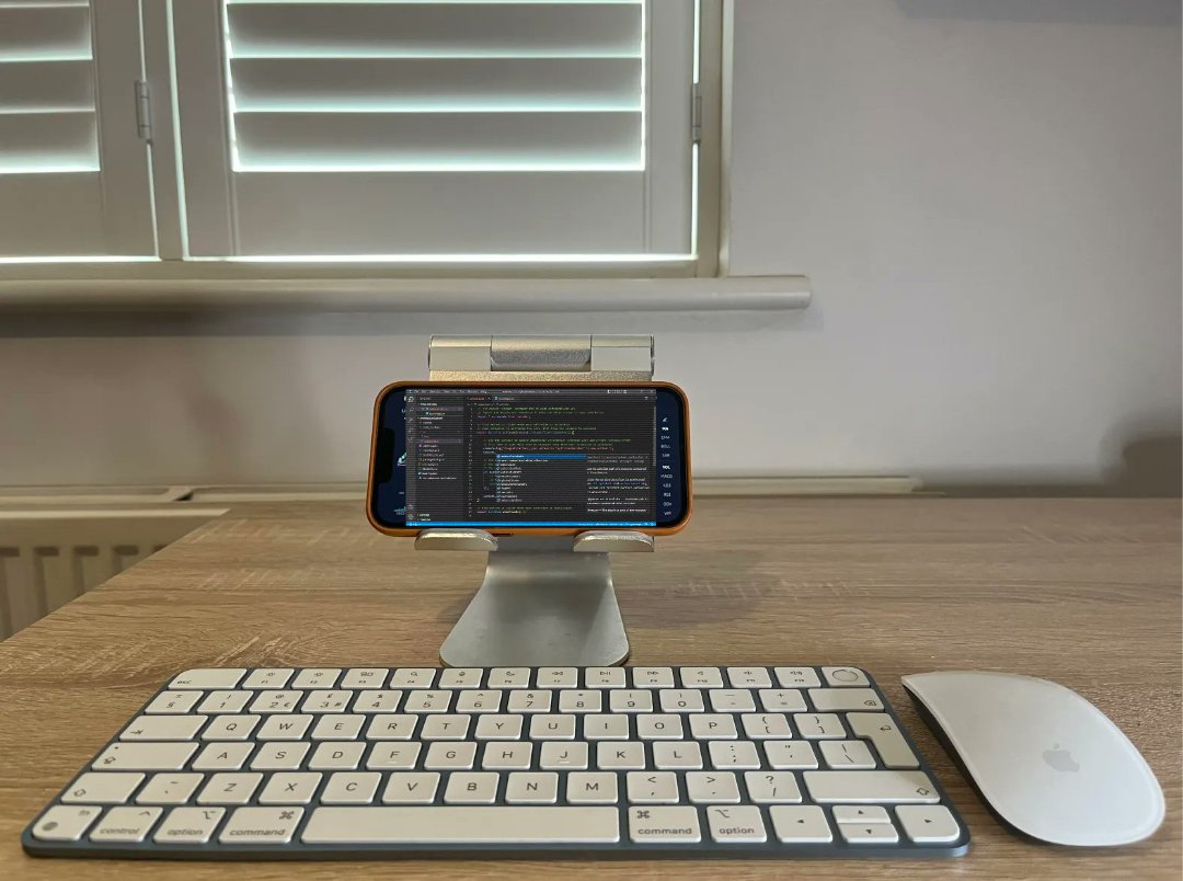 Julien Renaux tweet media