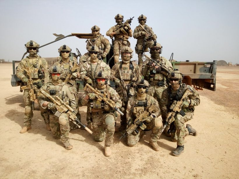 top_force's tweet photo. #TaskForceSabre #COS #Forces_Spéciales ⚠️
Le Burkina Faso demande le départ des troupes françaises selon l'AIB, l’Agence d’information du Burkina, le départ des troupes françaises de son sol dans un délai d’un mois. https://t.co/AJJJDfpTEI https://t.co/vn5pn1cZ8H