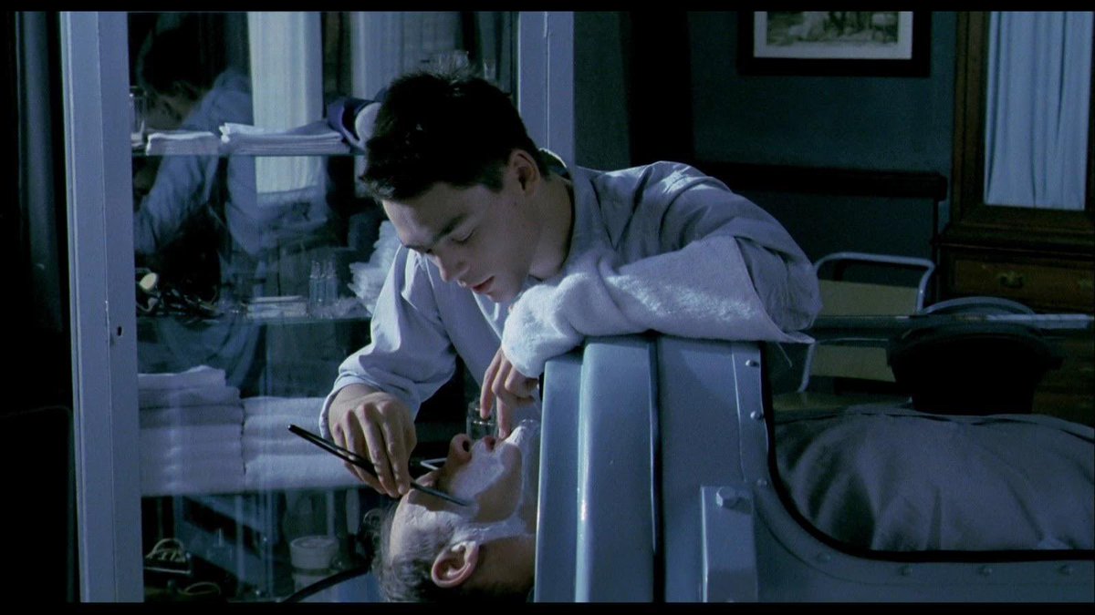 adriaguxens's tweet photo. Esto es una obra maestra. Y Villaronga nuestro Pasolini. Ojalá en el cine catalán contemporáneo vuelva a ser posible una fricción al establishment como la suya. Un cine personalísimo, que era queer y fantástico a la vez. Vaya, lo que yo quiero hacer. Se nos va un gran referente https://t.co/RkM3lys2mQ