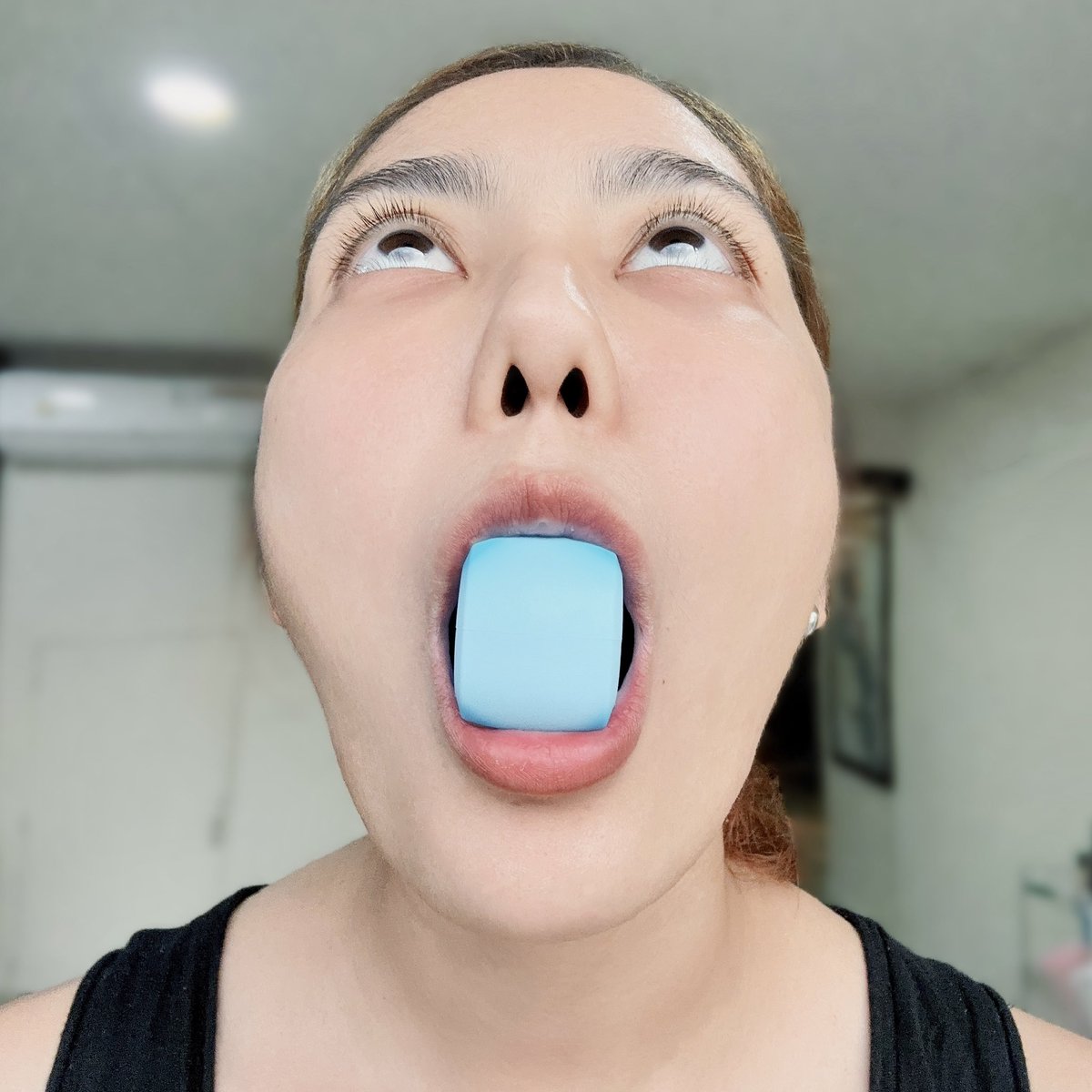 TieowA's tweet photo. ยางกัดซิลิโคนอันนี้เหมาะกับสายฝอจริง คนที่อยากให้กรามชัด กรอบหน้าชัด ลดเหนียง กัดวันละ 5-10 นาท��พอ หมั่นทำเรื่อยๆบริหารขากรรไกรได้แบบจริง เดือนเดียวกรามชัดขึ้นแบบสับเลย นี่ว่ากรอบหน้ากระชับขึ้นด้วยนะ

📌 พิกัด
Shopee : https://t.co/V94cBBRT3e
Lazada : https://t.co/fS9UFPdKpU https://t.co/d6LzG45ge4