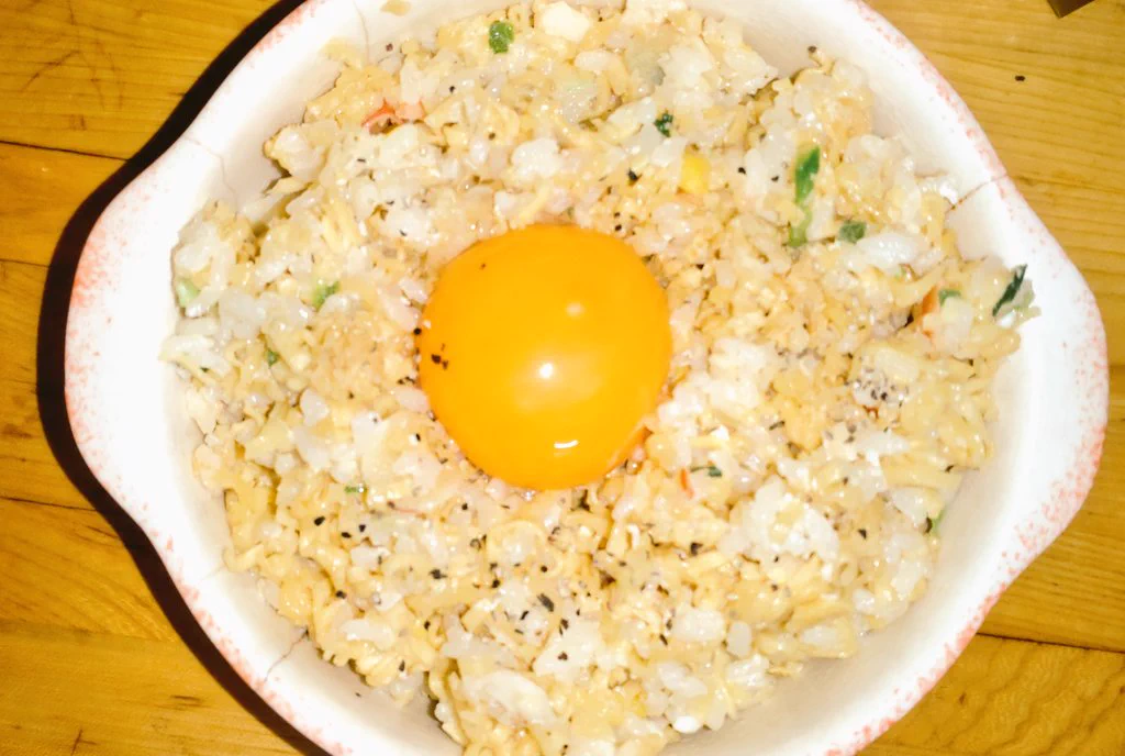 レシピ参考にさせていただきました！盛り方は面倒で普通にしちゃったけど…(笑)
しかしヤバいこれ。脳味噌溶ける味がする。  