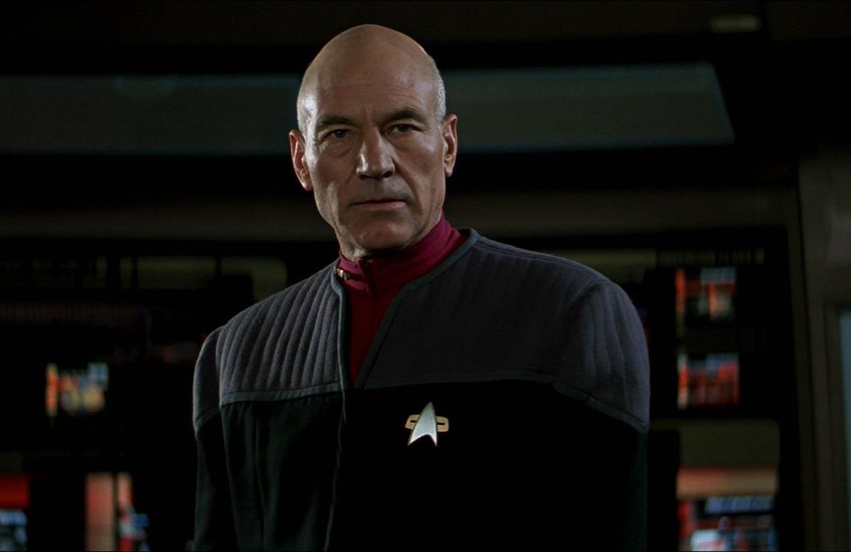 EarlGrayTrekkie's tweet photo. Starfleet has had many different uniforms. Which is your favourite? https://t.co/TTIVhCm59B
