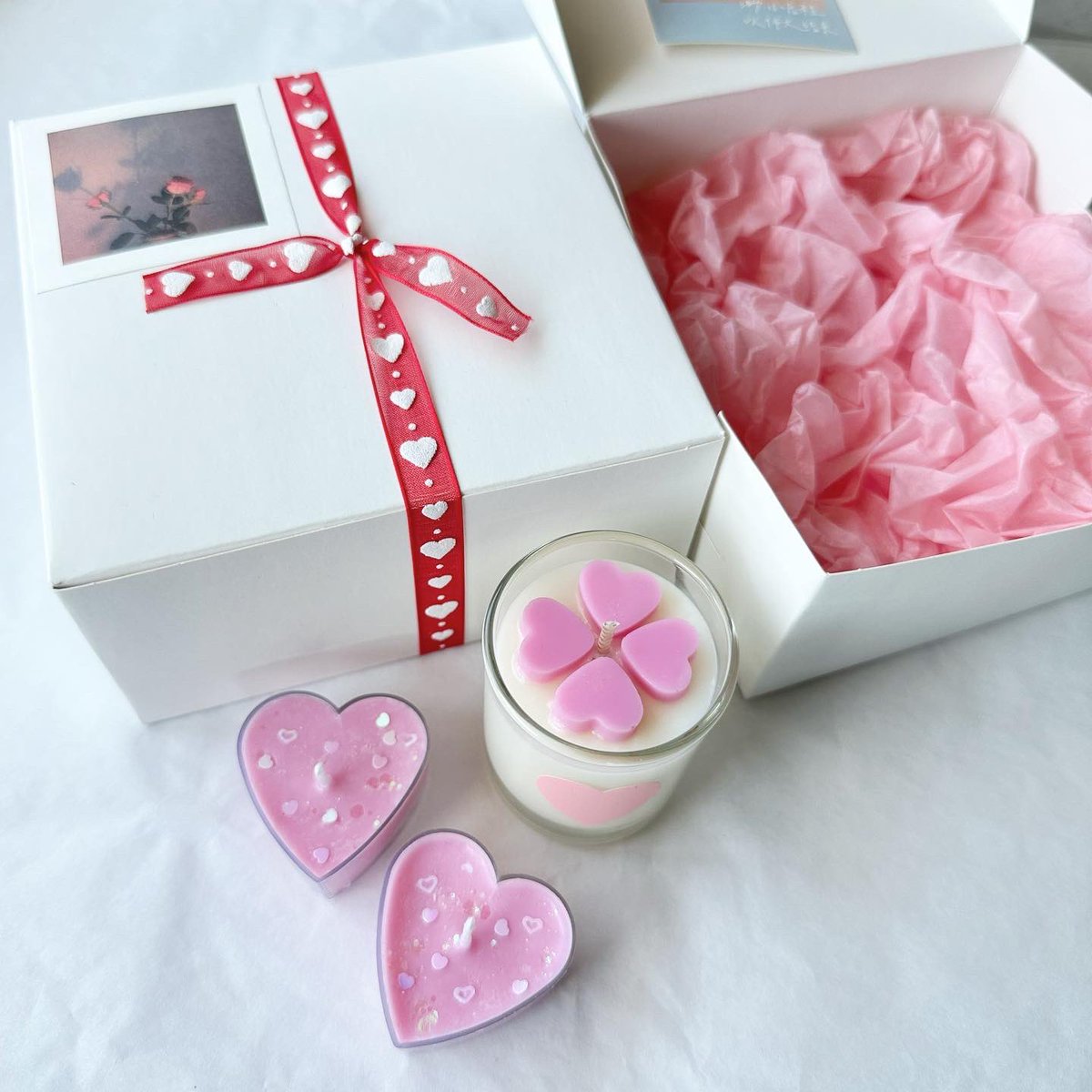 LightNight_c's tweet photo. 💕Valentine Set (01) 
พิเศษเฉพาะช่วงวาเลนไทน์นี้เท่านั้นค่ะ 
ราคาเซ็ทละ 170฿
‼️รับจำกัดจำนวน 3 Box Set‼️

🎁จัด Box set พร้อมตกแต่งตามรูปค่ะ

#เทียนหอม #ของขวัญวาเลนไทน์ #วาเลนไทน์ #ของขวัญวันวาเลนไทน์ #วาเลนไทน์เดย์ #วันวาเลนไทน์ #วาเลนไทน์ให้อะไรดี #ของขวัญปัจฉิม #ของขวัญให้แฟน https://t.co/u9PHgHiiyb