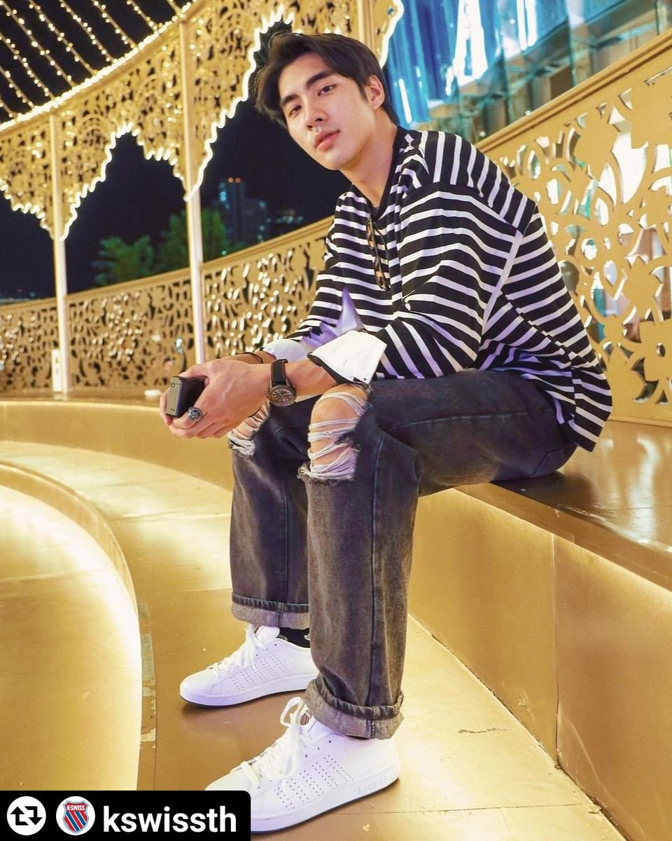 PeterPanzz_OFC's tweet image. #Repost - @kswissth
𝗞.@peterpanzz_w 𝗹𝗼𝗼𝗸𝗶𝗻𝗴 𝗮𝗺𝗮𝘇𝗶𝗻𝗴 𝗶𝗻 𝘄𝗵𝗶𝘁𝗲, 𝘄𝗲𝗮𝗿𝗶𝗻𝗴 𝗼𝘂𝗿 𝗰𝗹𝗮𝘀𝘀𝗶𝗰 𝘀𝗻𝗲𝗮𝗸𝗲𝗿𝘀👟
👉𝗖𝗼𝗹𝗼𝗿: 𝗪𝗵𝗶𝘁𝗲-𝗚𝗼𝗹𝗱 / 𝗕𝗹𝗮𝗰𝗸 / 𝗪𝗵𝗶𝘁𝗲-𝗡𝗮𝘃𝘆 / 𝗪𝗵𝗶𝘁𝗲-𝗕𝗹𝗮𝗰𝗸
#KswissThailand #CourtCasper 
#peterpanzz_w