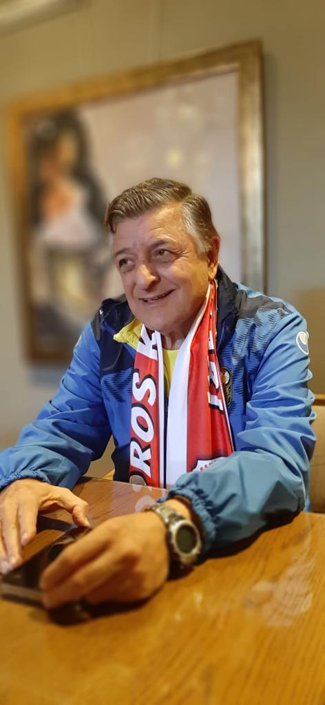 TorosKaplanDer's tweet photo. Bugün oynayacağımız maç için şehrimize gelen kardeş takımımız Malatyaspor'u kaldığı otelde ziyaret ederek tatlı ikramında bulunduk.

#TorosKaplanları
#Adanaspor
#Malatyaspor https://t.co/M17BdrPS6R