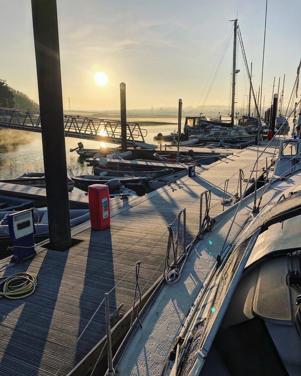 jrcroxford's tweet photo. Not gonna lie... It is a tad cold this morning... https://t.co/BrdBn6lHGx