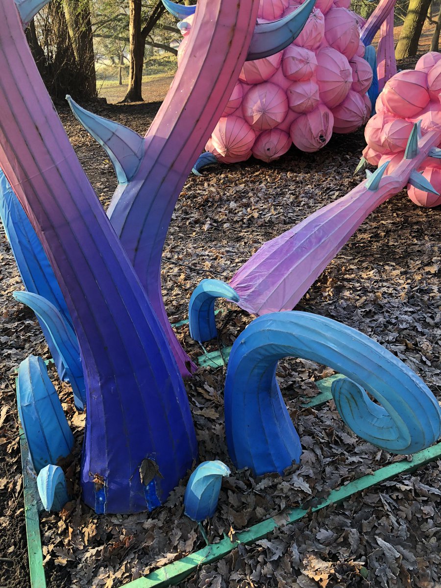 Gregomiro's tweet photo. @cpp_friends @CPParkTrust dear friends of CCP, we all loved and enjoyed @lightopiafest but why not cleared up now - almost a month since it ended. Also some exhibits got vandalised and are dangerous for kids. https://t.co/Wln2FXG16z