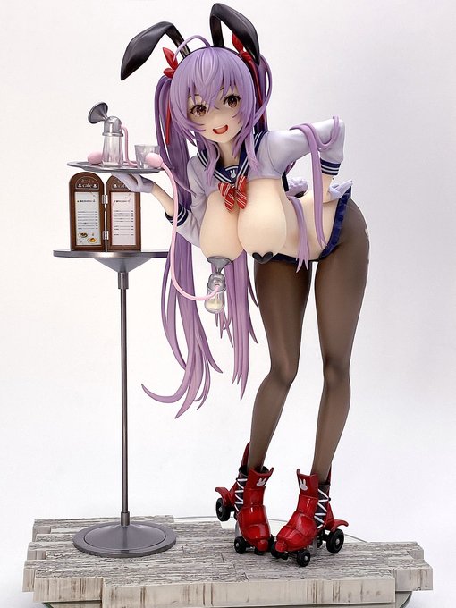 貧乏性の僕は、殆どの全ての付属パーツを
装着して飾ることにしました☺ 