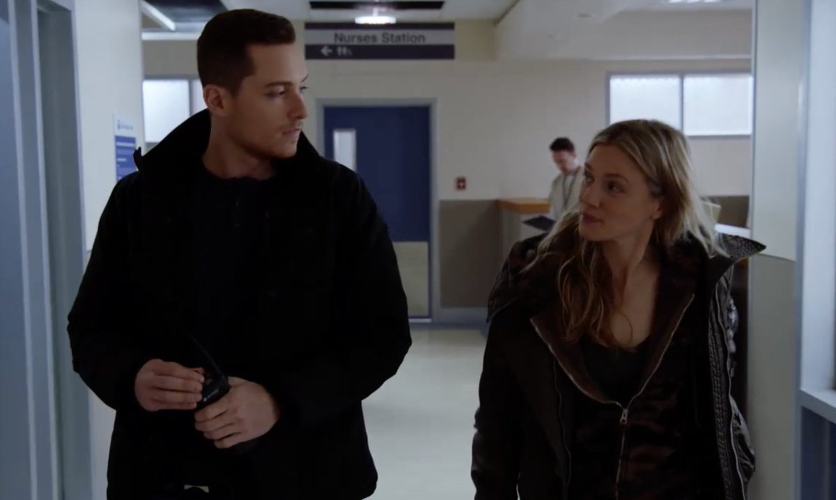 SarahHe39309165's tweet photo. If you @NBCOneChicago @WolfEnt @nbc #BringBackJayHalstead give us #TheRealJayHalstead back & give us back #upstead then I will watch the show again #upsteadforever #ComeHomeJay #missingjayhalstead #missingupstead #jayhalstead https://t.co/FBpVRGrNl6