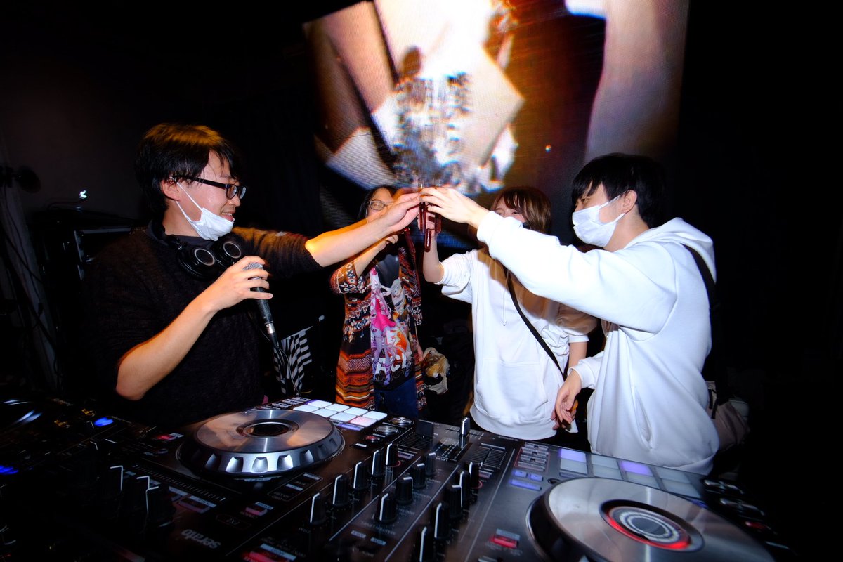 pogo_voc's tweet photo. #ボカバト
東陣営
DJ ジェーネ @geeeene_7333 https://t.co/hlAxD5t2j2