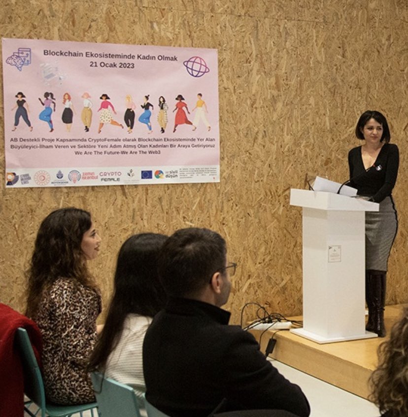 Blockchain ekosisteminde cinsiyet eşitsizliğinin önemine dikkat çekmek için bir etkinlik gerçekleştirdik. Toplumun kadın ve ötekileştirilmiş tüm gruplarına yönelik daha fazla farkındalığı artırmak için projelerimize devam edeceğiz.@cryptofemale_org <a href="/SivilDusun/">Sivil Düşün</a>