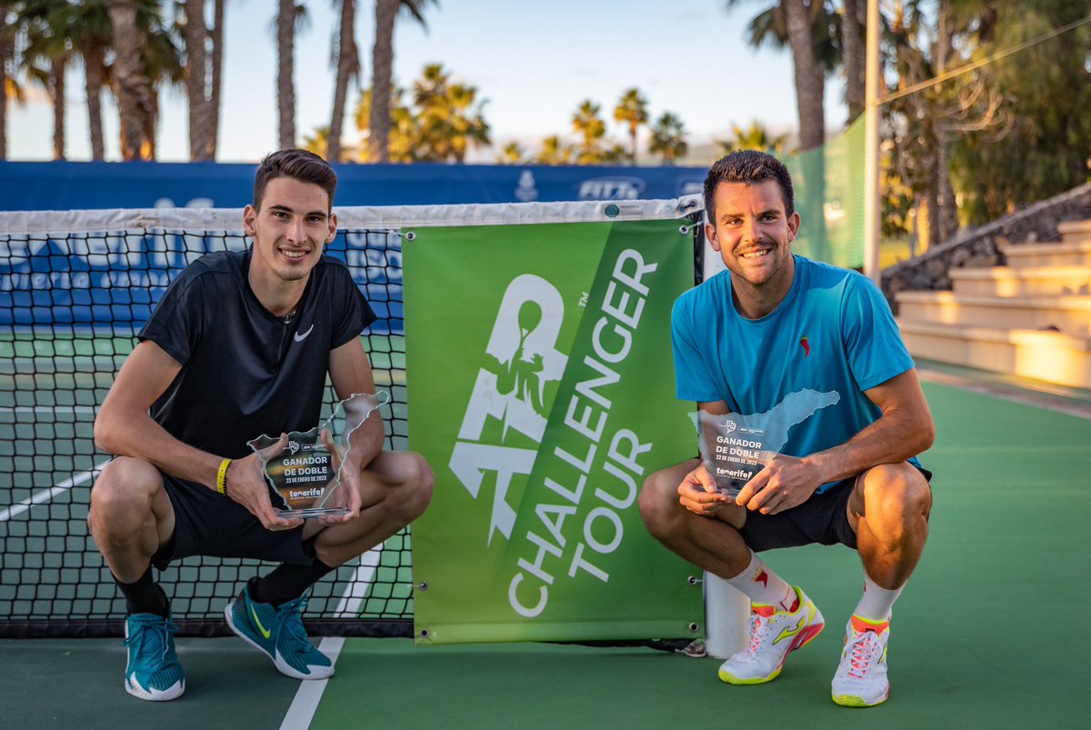 🤩 Primer CAMPEÓN 🇪🇸 del 2023 en <a href="/ATPChallenger/">ATP Challenger</a> 

Sergio Martos🇪🇸, junto a Victor Vlad🇷🇴, se hace con el título🏆 en el #TenerifeChallenger. ¡Enhorabuena, Sergio! 👏🏻👏🏻👏🏻