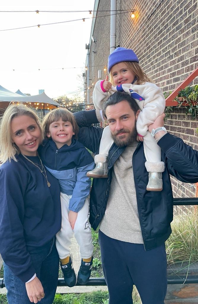 Gap UK (@ukgap) on Twitter photo Blowing away the cobwebs on frosty winter days out with <a href="/jodienellist/">Jodie Nellist</a>
🕸️❄️
All the family is wearing Gap and looking 👍
Shop it all at Gap.co.uk Blowing away the cobwebs on frosty winter days out with <a href="/jodienellist/">Jodie Nellist</a>
🕸️❄️
All the family is wearing Gap and looking 👍
Shop it all at Gap.co.uk