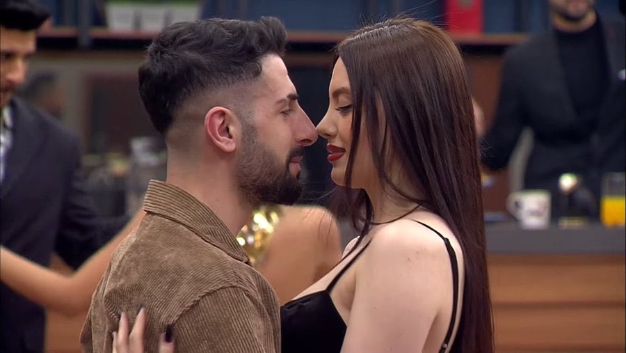 alaska on Twitter "love bombing, gaslighting, ghosting ve nihayetinde