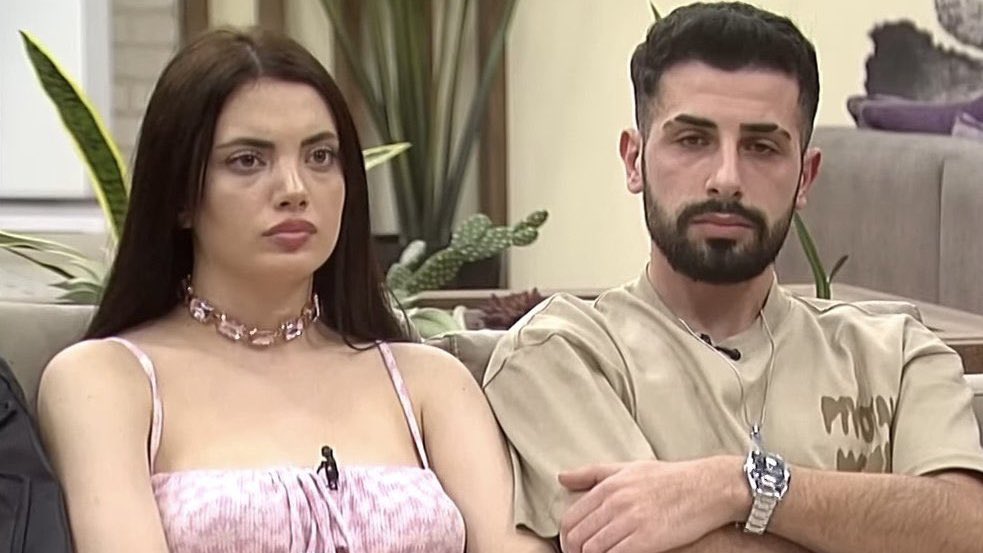 alaska on Twitter "love bombing, gaslighting, ghosting ve nihayetinde