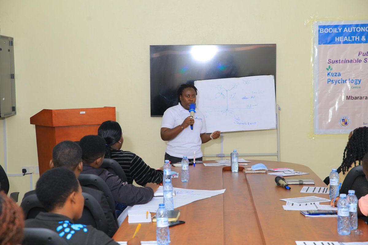 KezaCentre's tweet photo. Pre conditions for meaningful youth participation include commitment of adults, look out for safe spaces to raise concerns, attain flexibility, capacity strengthening and then  financial means. Ms.Katusiime Zipporah from @reachahand #Youth4BAI https://t.co/dIOceDCjKF