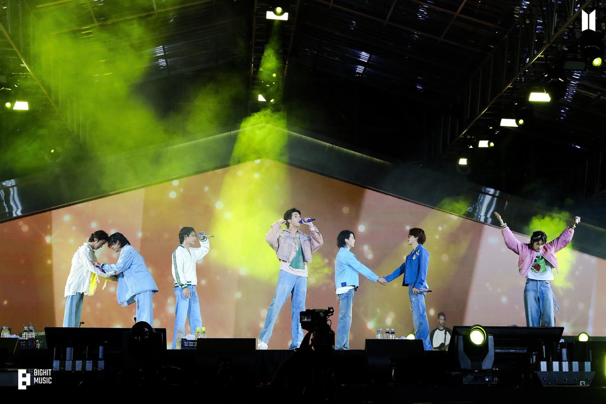 BTS 釜山コンサート「Yet To Come in BUSAN」のスペシャルフォトが