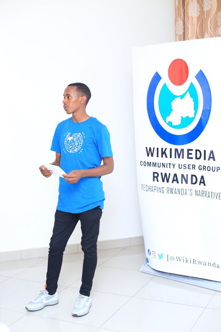 NdahiroDerrickk's tweet photo. Yesterday @WikiRwanda joined the global #Wikimediacommunity in celebrating @Wikipedia‘s #22years anniversary, and this was my take away “ᴛᴏɢᴇᴛʜᴇʀ ᴡᴇ ᴀʀᴇ sᴛʀᴏɴɢᴇʀ” https://t.co/9FASaW78f4