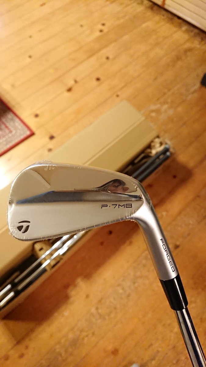 アイアン買った
めっちゃ打感良かった
真っ直ぐしか飛ばない
 #テーラーメイド
 #TaylorMade
 #P7MB
 #ゴルフ男子
 #ゴルフ女子
 #golf