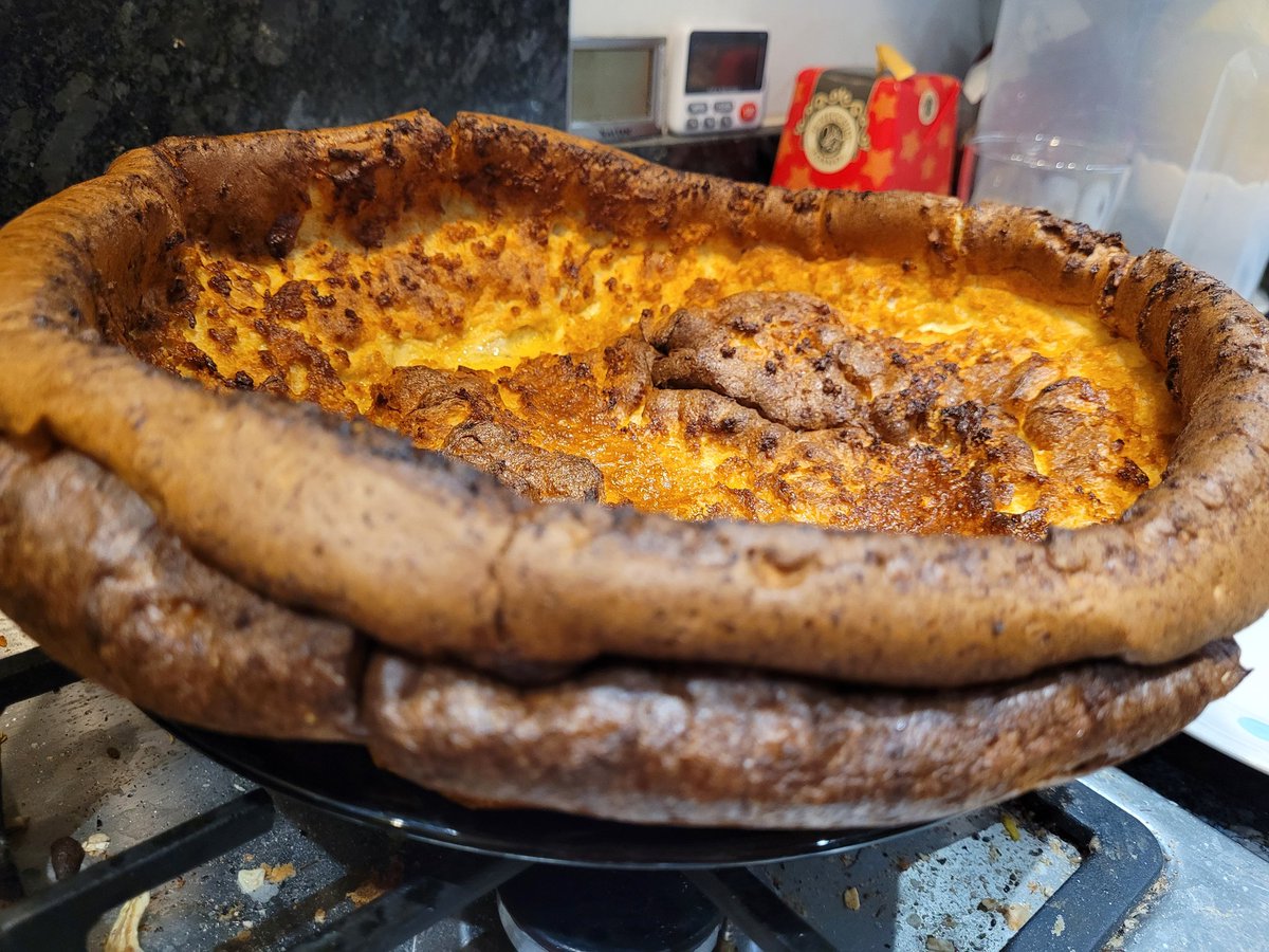 missmatherbakes's tweet photo. This mornings breakfast - baked pancake (also known as Dutch baby or German pancake).  My 3 year old thought we were having Yorkshire pudding for breakfast! Very tasty with maple syrup blueberries and thick yogurt 🍁 🥞 🫐
Recipe from @Beccambristow https://t.co/99ysFjpGYg https://t.co/AFZQvx1F74