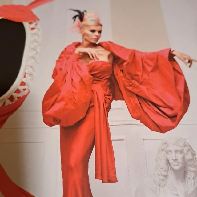 AlbertoFangoria's tweet photo. "Ana Rosa Quintana: Calendario De 2010"
Alaska, Nieves Álvarez Eva González, Sonia Ferrer, Rosa López, Fonsi Nieto, Sergio Ramos, Amaia Salamanca, Marta Sánchez, Jesús Vázquez, Nacho Abad, Sara Carbonero, Bibiana Fernández, Máximo Huerta, Belén Ro, Luis Rollan.
#digitalizando https://t.co/5GRmxlGRK2