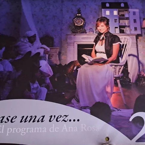 AlbertoFangoria's tweet photo. "Ana Rosa Quintana: Calendario De 2010"
Alaska, Nieves Álvarez Eva González, Sonia Ferrer, Rosa López, Fonsi Nieto, Sergio Ramos, Amaia Salamanca, Marta Sánchez, Jesús Vázquez, Nacho Abad, Sara Carbonero, Bibiana Fernández, Máximo Huerta, Belén Ro, Luis Rollan.
#digitalizando https://t.co/5GRmxlGRK2
