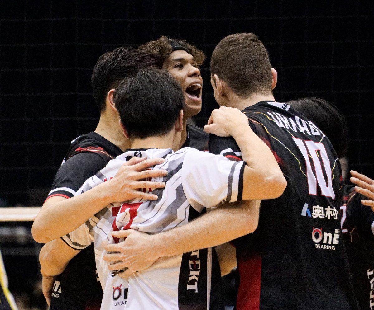ontm_pp's tweet photo. ︎︎︎︎#ジェイテクトSTINGS
#JTEKTSTINGS
#村山豪 #gomurayama
#バレーボール #volleyball
#Vリーグ #VLEAGUE https://t.co/T6bfiLYwtp