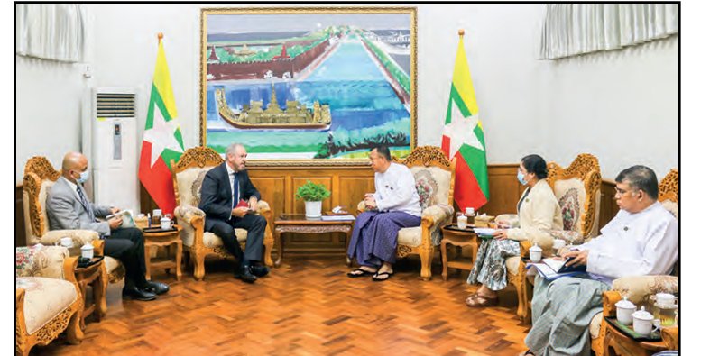 aung_myim's tweet photo. Union Minister Dr. Kan Zaw Receives Delegation led by UNDCO #Asia-Pacific Regional Director #WhatsHappeningInMyanmar #Myanmar #Official https://t.co/4ebKoQmcAt 
#un
#undp
#unmedia 
#unwatch https://t.co/LmicDE58Zx