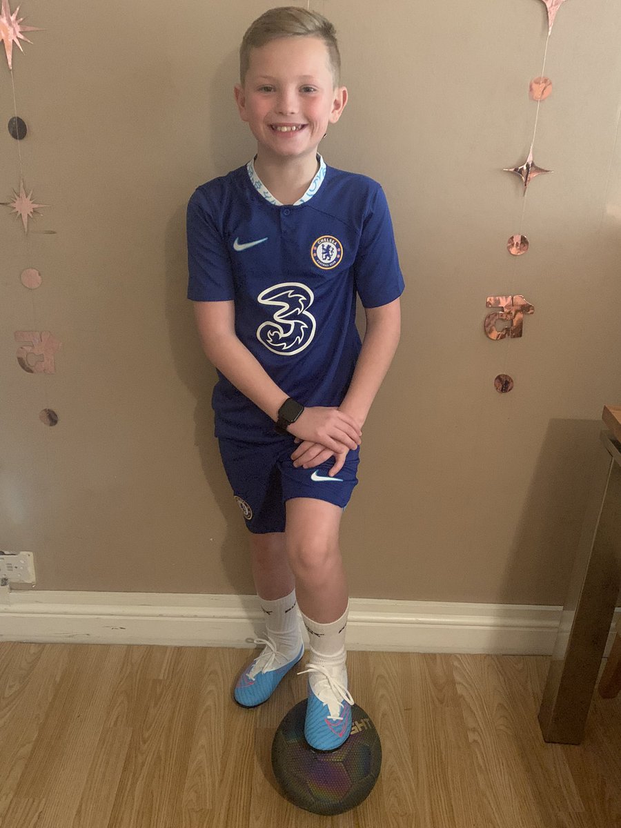 BallerBrookes's tweet photo. Cup final match next sat, any chance of a good luck video for me and my team please? It would mean sooo much. We are Camberley town u11 Raiders @ChelseaFC @MasonMount @ReeceJames https://t.co/AlFM2ksfUa