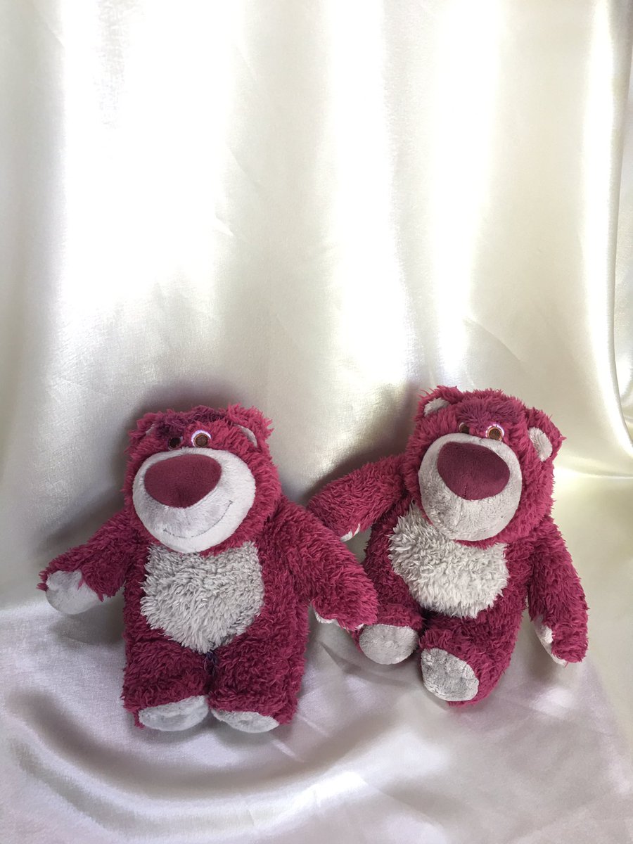 tagatookshop's tweet photo. 🐻 หมี Lotso 🍓🍓😳

1. น้องหมี Lotso 🍓🫶🏻
หน้าท้องน้องมีกลิ่นสตรอว์เบอร์รี่ชัดมากกกก หอมน่ารักสุดๆ 18cm
🏷 ป้ายตัด
Price : 170฿

2.1. น้องหมี Lotso ✨🍓
หน้าท้องน้องมีกลิ่นสตรอว์เบอร์รี่อ่อนๆ 18cm
🏷 ป้าย Disney PIXAR
Price : 170฿
——————————————
#หมีล็อตโซ่ #ล็อตโซ่ #lotso https://t.co/aaHxUkNb0m