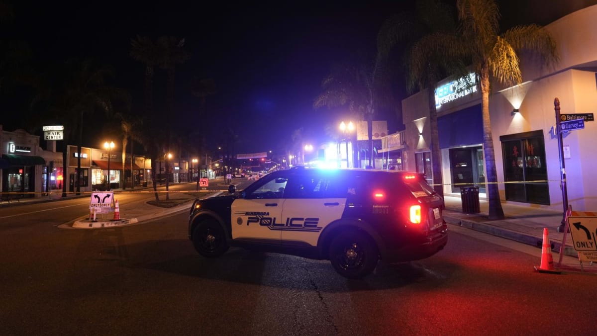 ChannelNewsAsia's tweet photo. Multiple casualties reported in mass shooting following Lunar New Year celebrations in Los Angeles area https://t.co/BdFjy4mbTA https://t.co/kfRwiYeWhw