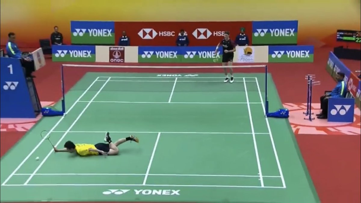“วิว กุลวุฒิ” ได้แชมป์ ชายเดี่ยว 🥇👏🏻🏸🇹🇭
YONEX SUNRISE India Open 2023 🇮🇳
เอาชนะมือ 1 ของโลก ได้👍🏻 2:1 เกมส์
น้องวิว กุลวุฒิ 🇹🇭  Vs Viktor Axelsen 🇩🇰 
22:20 / 10:21 / 21:12 
แชมป์แรกของปีนี้ .. สุดยอด 👏🏻👏🏻
#IndiaOpen2023 #IndiaOpen #BWF #Badminton #วิวกุลวุฒิ #แบดมินตัน #น้องวิว