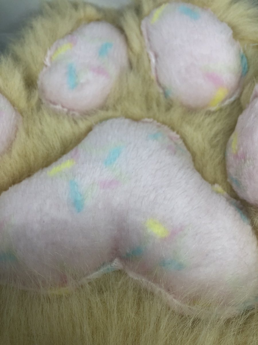 guirla13's tweet photo. Pattounes donut's a vendre pour 80 euros 

🌟Rt apprécier ❤️ https://t.co/5FZxYarTDR