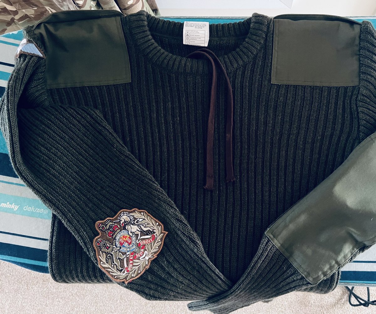 RLCCorpsSM's tweet image. #MilTwitter this seasons military old school returner….the OG jumper HW. 

Lots of SP rocking them at the moment, when I was growing up it was an officer sport. 

Q, JHW or Ally Arcteryx type warm kit. 

Also, a Corps Jumper has been discussed 😳 #NotSure 

#SundayThoughts