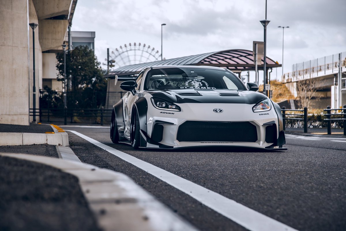 LBWKGR86's tweet photo. LibertyWalk GR86 1号車
納車しました！！😎🎉 https://t.co/2Vxw4agTMB