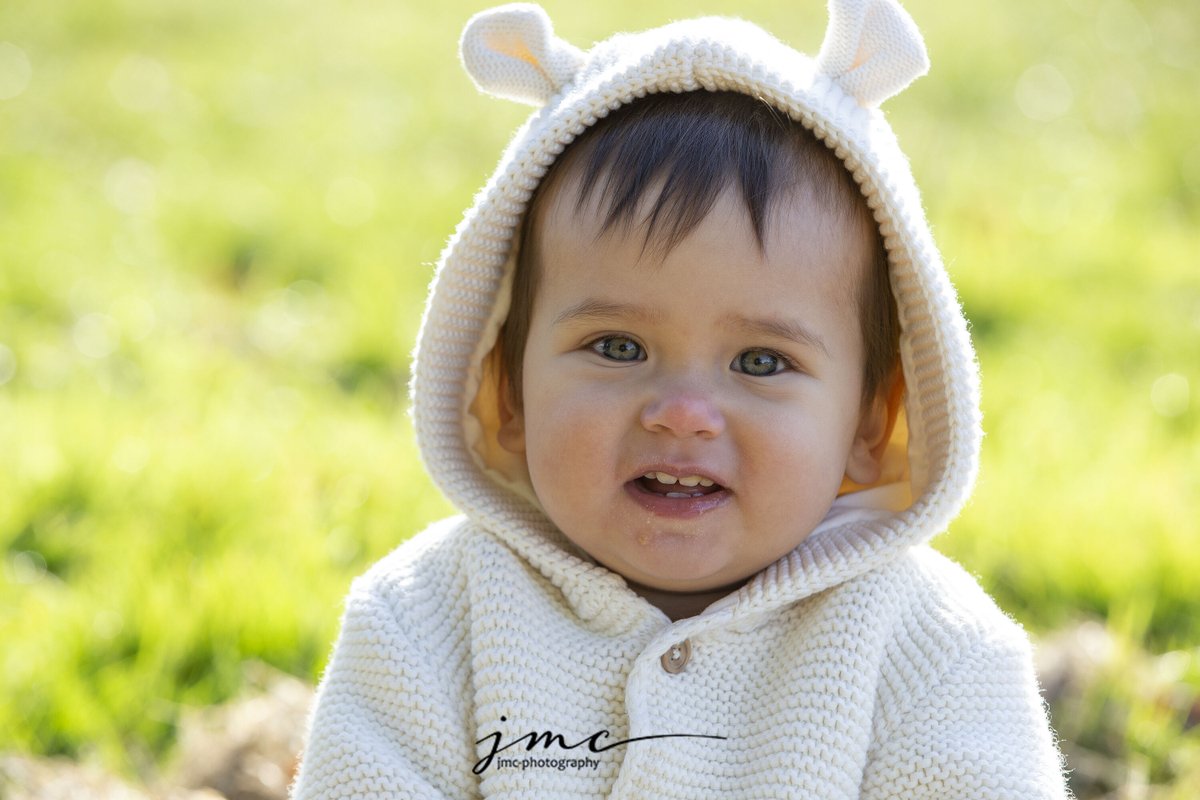 JMCPhotographer's tweet photo. We wrapped this little one up in a very warm and comfy onesie.  It was a very fresh morning when we did this little lifestyle photoshoot - even I needed a warm cup of tea afterwards. 
Call me on 07768905722 to arrange your family lifestyle photoshoot

#familylifestylephotos https://t.co/7ufN4FAduF