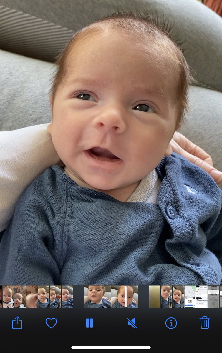 Clrdelune85's tweet photo. Ah oui ? 😂 après tout pourquoi pas,  je serais plutôt fière de mon fils😉 🏉#rugby @FranceRugby #baby https://t.co/yGvjjLxo8F