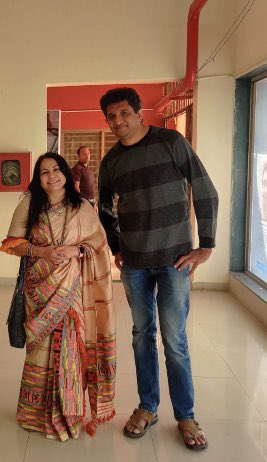 Paras27602989's tweet photo. @ShefVaidya @Media_SVNIT @srtlitfest @gopalgiri_uk Thanks for accepting request for the photograph! Hope you enjoyed Surat visit. https://t.co/op5iO00eRC