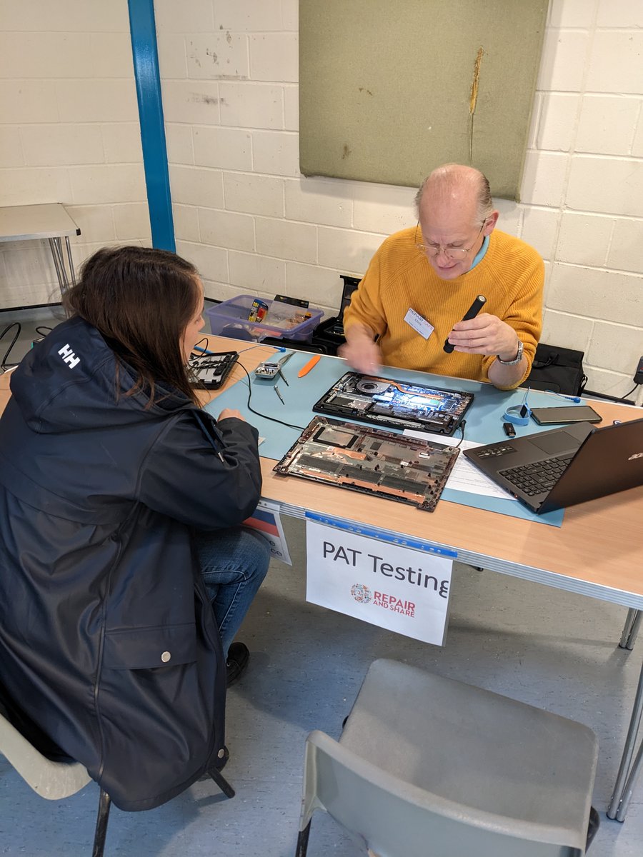 Another super #Sawbridgeworth Repair Cafe yesterday at The Bullfields Centre - fully booked and lots of successful repairs - next one in a few months' time <a href="/repaircafesawbo/">Repair Cafe Sawbridgeworth</a>