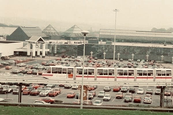 once_country's tweet image. The Merry Hill monorail, hard to believe that is over thirty years since it was constructed in 1991… Cost over 22 million to build and was dismantled in 1996! Once upon a time in the Black Country…