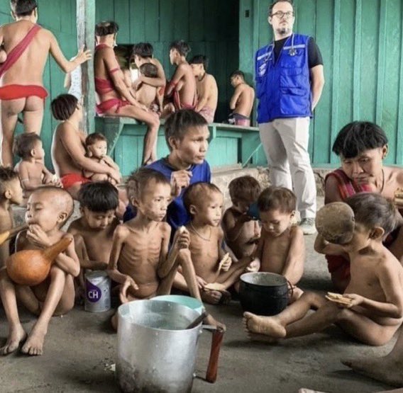 andretrig's tweet photo. 570 crianças yanomamis morreram de desnutrição nos últimos 4 anos. Além das medidas emergenciais anunciadas pelo novo governo (assistência médica e combate ao garimpo ilegal) é possível fazer mais (segue) https://t.co/MVlxiJ2LMF