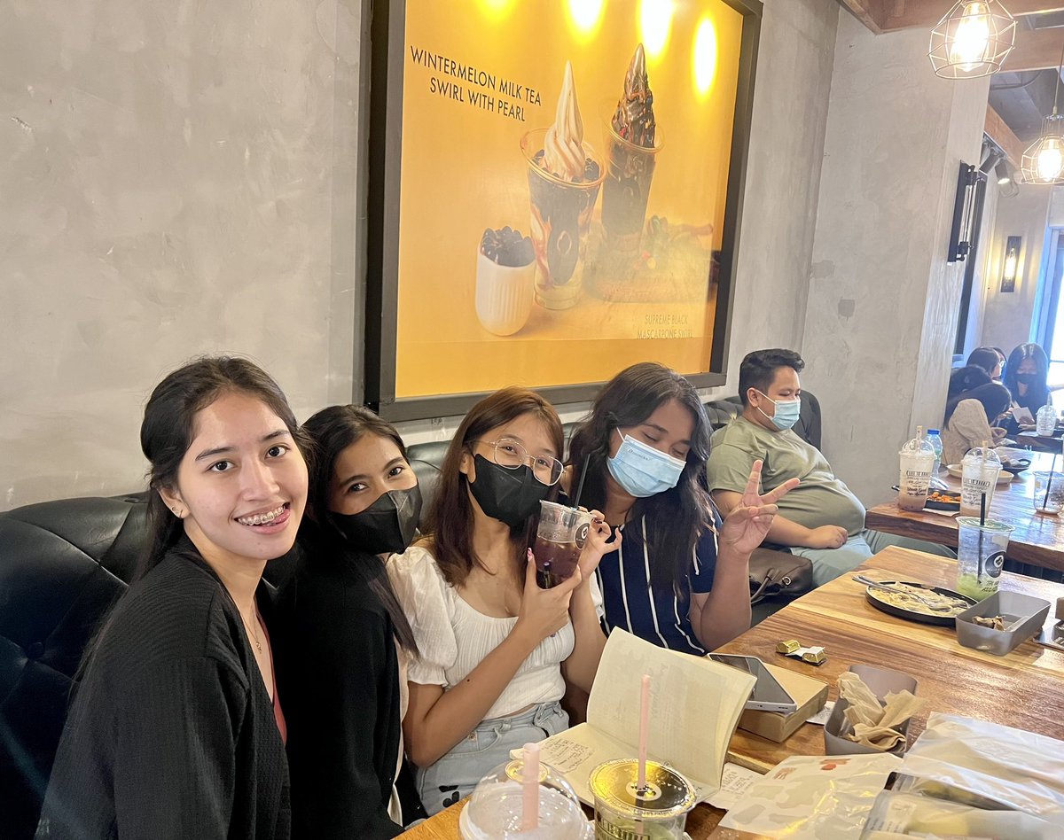 blackscoopshaw's tweet photo. Thank you so much for celebrating with us, @aassolidiers! We hope everyone had fun while enjoying their Black Scoop favorites! Until the next event, soldiers! 🫶🏼

#EfflorescingGathering https://t.co/TSHD1Th5DY