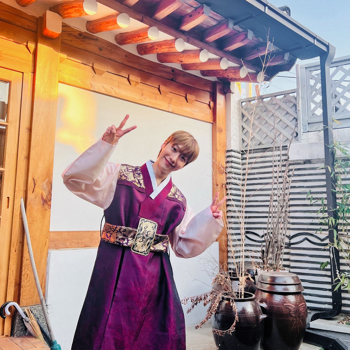official_ONEWE's tweet photo. [#동명] 🫶🏻새복많🫶🏻 https://t.co/vretvmx4V9