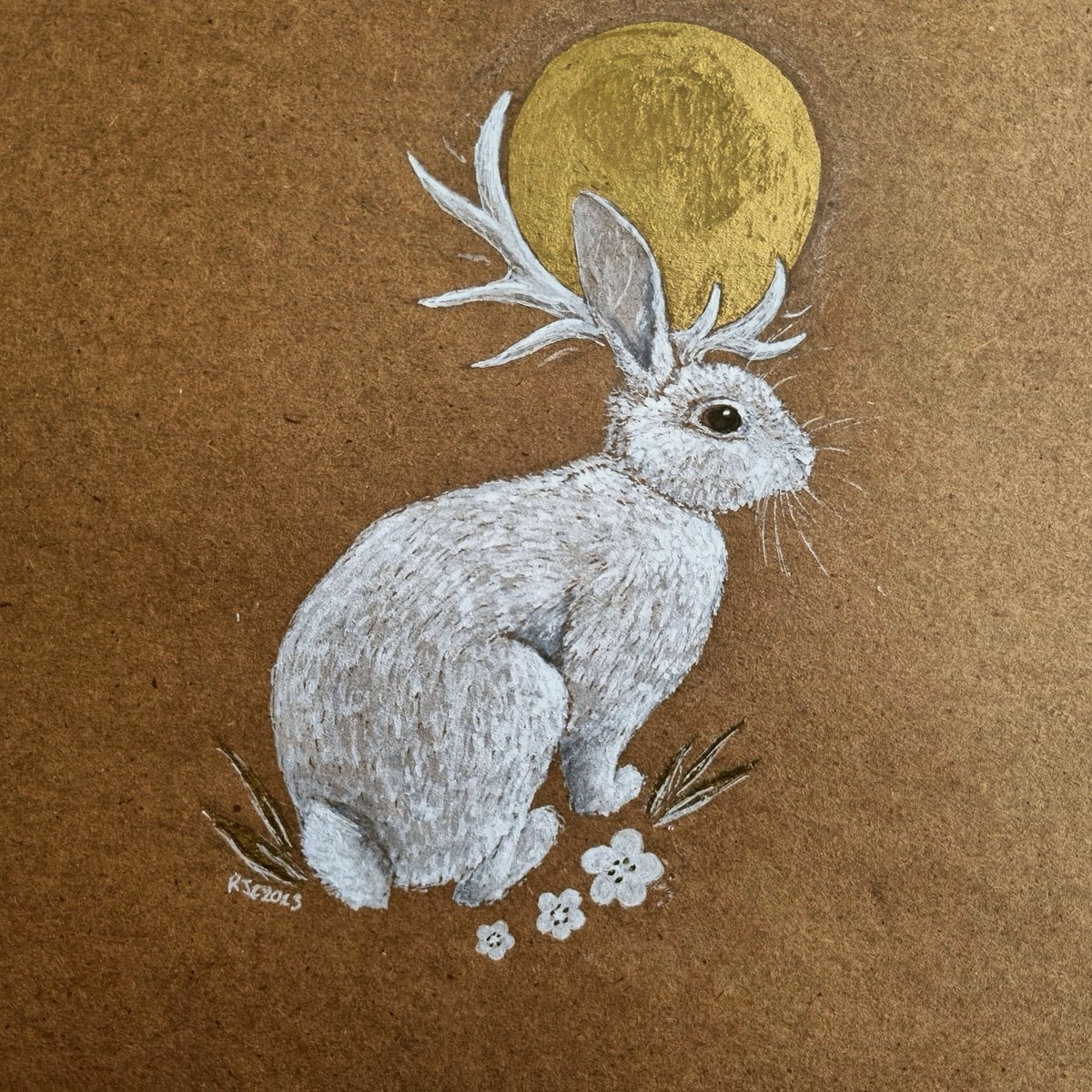 CamfieldBecky's tweet photo. Year of the Rabbit.
Happy New Year to those celebrating.
Little white ink drawing of a crowned rabbit.
Wish I had used silver not gold oh well.

#yearoftherabbit2023 https://t.co/3wk4BlG2Gl