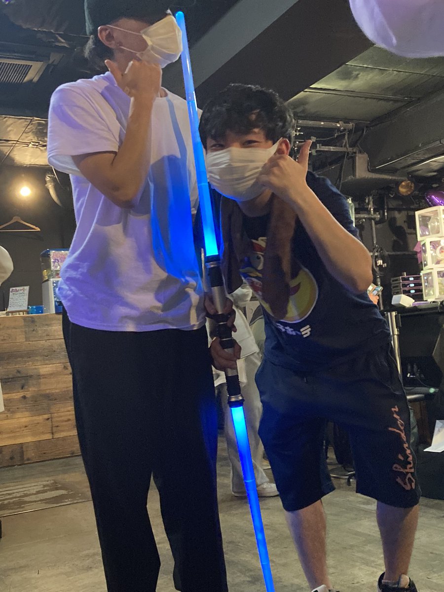 ___kychan's tweet photo. 身長変わらないのおもろすぎるだろｗｗｗｗｗｗｗｗｗｗｗｗｗｗｗｗｗｗｗｗｗｗｗｗｗｗｗｗｗｗｗｗｗｗｗｗ https://t.co/A6cfMAvIEt